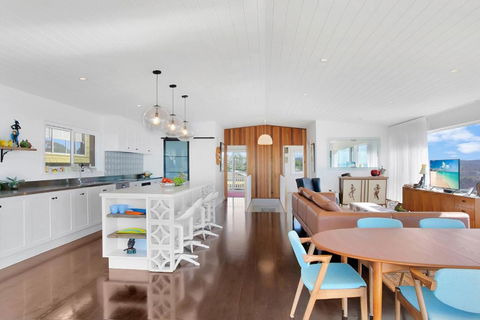 Monash Beach House - Oceanfront - Accommodation Port Macquarie 1