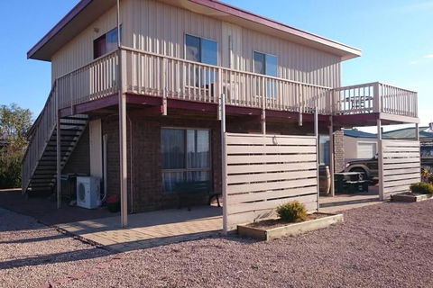 Moonta Ways - Accommodation Port Macquarie 0