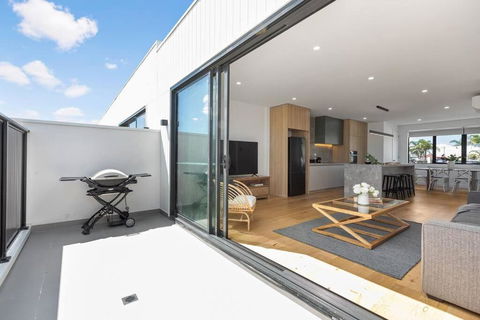 Mordialloc Coastal Paradise 2 - Accommodation Port Macquarie 2