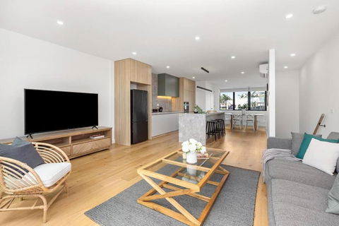 Mordialloc Coastal Paradise 2 - Accommodation Port Macquarie 3