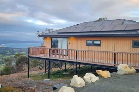 Mount Rumney Escapes Seaview House 1 - Possum House - Accommodation Port Macquarie 0