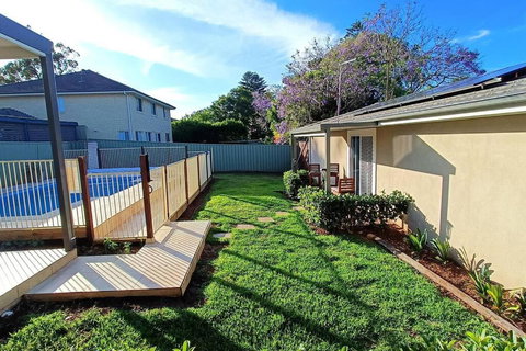 New And Cozy 2 Bedrooms Granny Flat With Aircon & Pool - Accommodation Port Macquarie 0