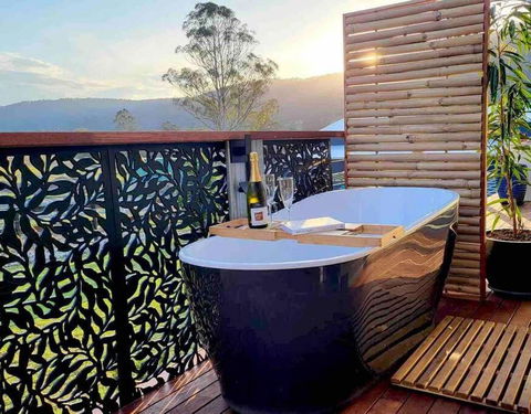 Mountview Alpaca Farmhouse - Accommodation Port Macquarie 0