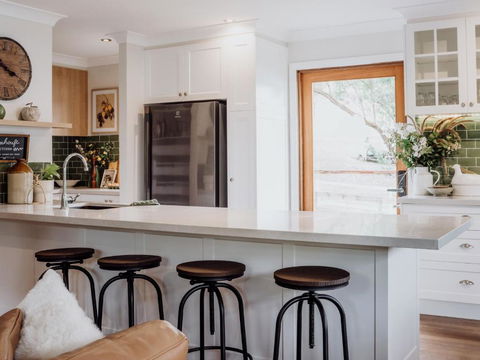 Mountview Alpaca Farmhouse - Accommodation Port Macquarie 1