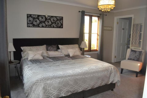 Mulberry Cottage Unique B&B Accommodation - Accommodation Port Macquarie 1