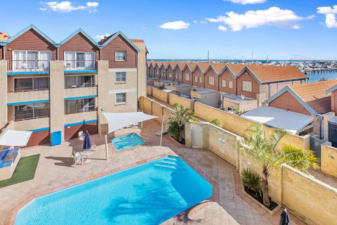 Nautica Residences Hillarys - Accommodation Port Macquarie 0