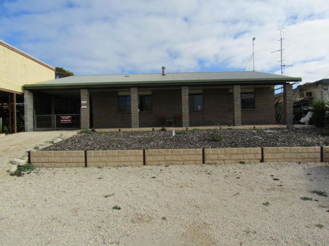 Nelson House - Accommodation Port Macquarie 0