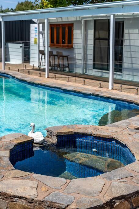 Neptune - 2BR Private Pool WiFi - Accommodation Port Macquarie 2