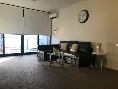 New Luxurious Skyview 2Bedroom Apartment Liverpool - Accommodation Port Macquarie 3