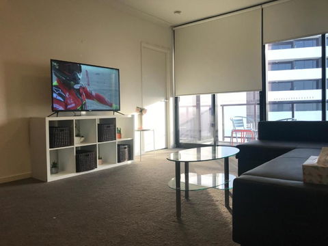 New Luxurious Skyview 2Bedroom Apartment Liverpool - Accommodation Port Macquarie 1