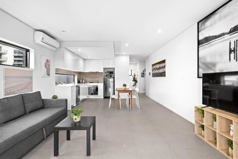 New Modern 2BR 2baths Apt In Homebush Sleeps 6 - Accommodation Port Macquarie 0
