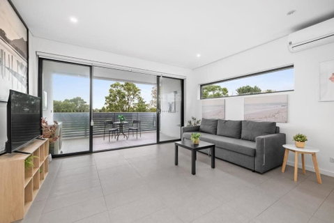 New Modern 2BR 2baths Apt In Homebush Sleeps 6 - Accommodation Port Macquarie 2
