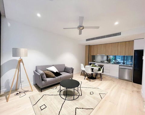 New Modern Apartment Next To Westfield Chermside - Accommodation Port Macquarie 0