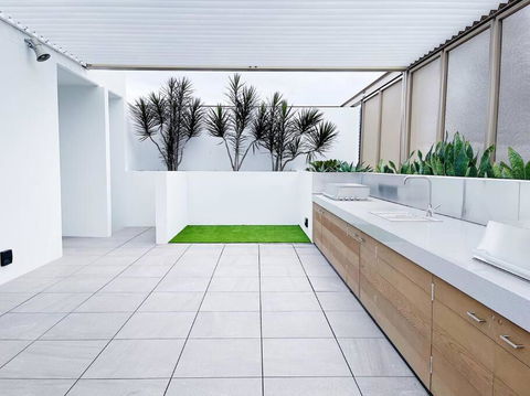 New Modern Apartment Next To Westfield Chermside - Accommodation Port Macquarie 1