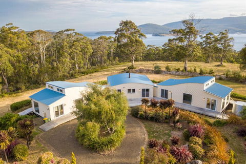 Newhaven - Accommodation Port Macquarie 0