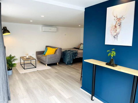 Newly Renovated Contemporary Private Studio Near Hobart CBD And Airport - Accommodation Port Macquarie 2