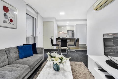 North Sydney Corporate Apartment MIL2251106 - Accommodation Port Macquarie 0