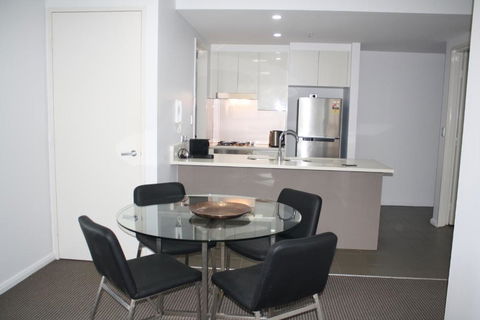 North Sydney Wyndel Apartments-MIL1005 - Accommodation Port Macquarie 2