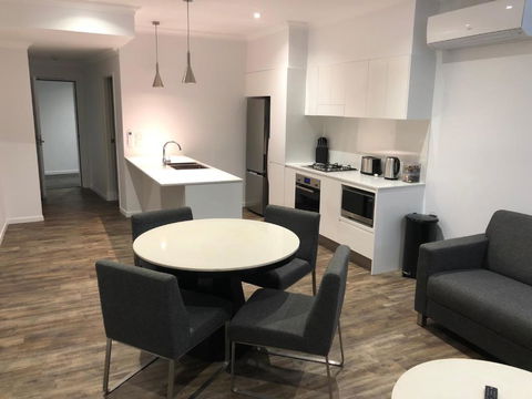 Nouveau On Young - Accommodation Port Macquarie 1