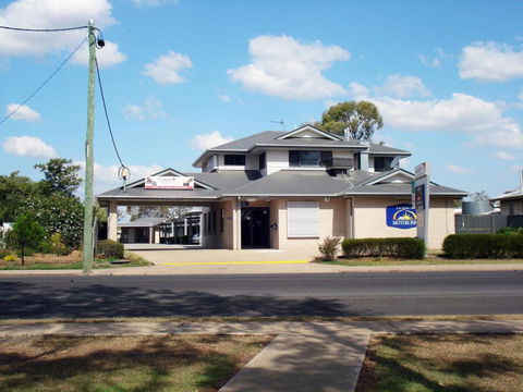 Oakey Motor Inn - Accommodation Port Macquarie 0