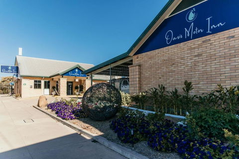 Oasis Motor Inn Blackall - Accommodation Port Macquarie 1