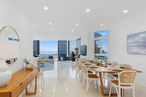 Ocean Vista Escape - A Lofty Beachfront Penthouse - Accommodation Port Macquarie 2