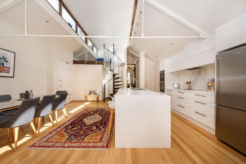 Oh So Collingwood - Accommodation Port Macquarie 1