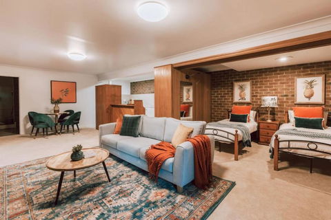 Olinda Sandstone Apartment 2 Bedroom Spa Bath - Accommodation Port Macquarie 3