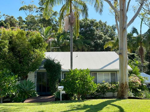 Omanu - Family Home With Pool - Accommodation Port Macquarie 1