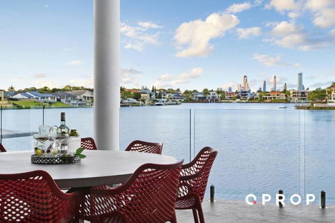 Opulent Waterfront Home - Accommodation Port Macquarie 0