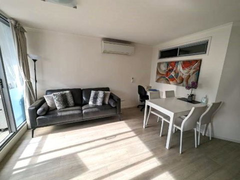 Onsite Parking, Self Check-in - Accommodation Port Macquarie 1