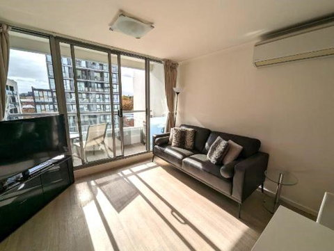 Onsite Parking, Self Check-in - Accommodation Port Macquarie 3