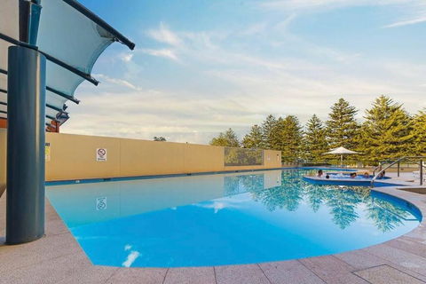 Ocean View Private Cronulla Apartment - Accommodation Port Macquarie 2