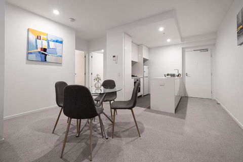Panoramic Views 2br With Pool And Free Carpark - Accommodation Port Macquarie 3