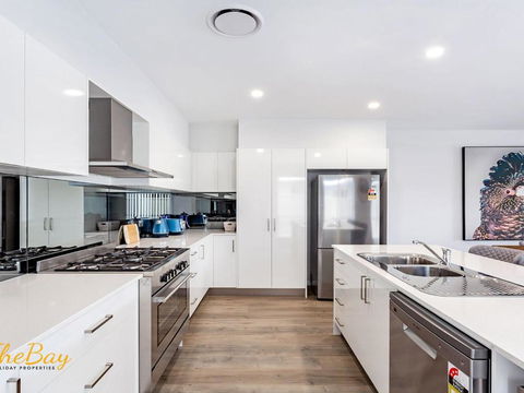 Pacific Paradise No 28 Anna Bay - Accommodation Port Macquarie 2