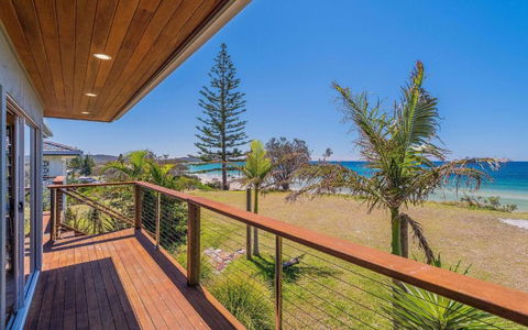 Pacifica House - Accommodation Port Macquarie 3