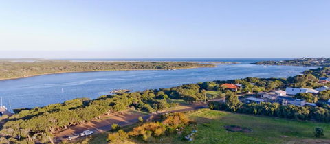 Paradise View - Accommodation Port Macquarie 2