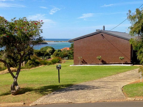 Paradise View - Accommodation Port Macquarie 3