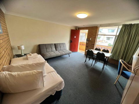Paramount Motel - Accommodation Port Macquarie 1
