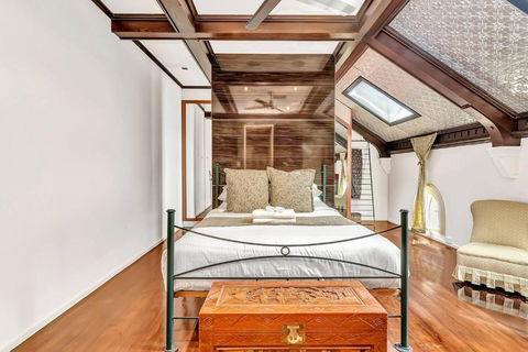 Parish Court - A Unique Contemporary Conversion - Accommodation Port Macquarie 3