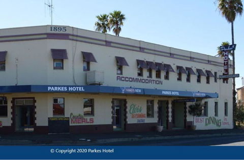 Parkes Hotel - Accommodation Port Macquarie 0