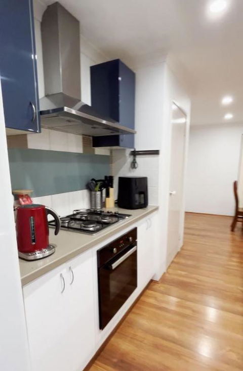 Parkside Pool Home In Aubin Grove - Accommodation Port Macquarie 1