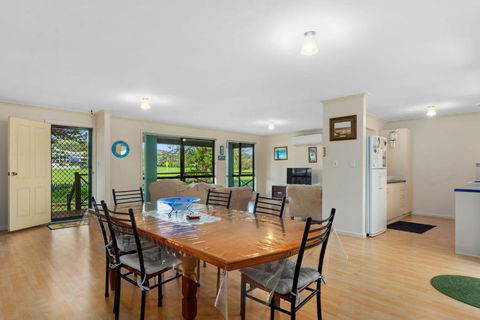 Pascalinga 38 Carrickalinga Road - Accommodation Port Macquarie 3