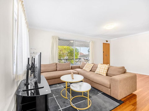 Peaceful 3BR Comfy Unit Sunnybank Near Everything - Accommodation Port Macquarie 1
