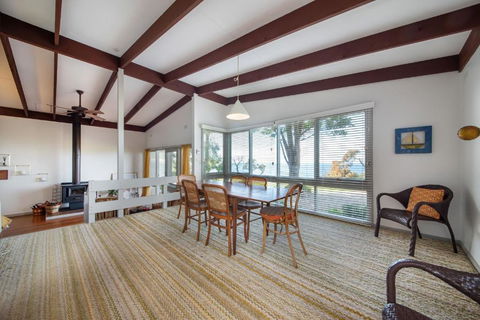Pebble Views By Property Mums - Accommodation Port Macquarie 2