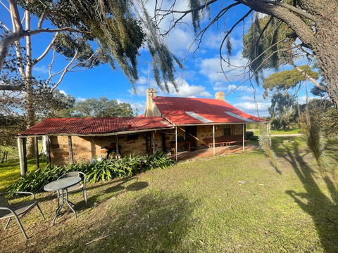 Penobscot Farm Cottage - Accommodation Port Macquarie 0