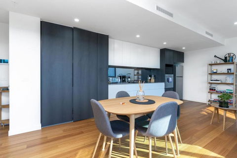 Perfectly Located 1BR BA Apartment - Accommodation Port Macquarie 2