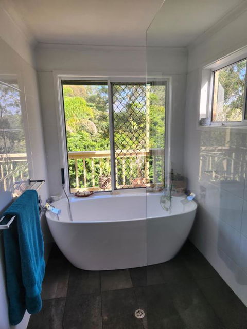 Poinciana Room - Accommodation Port Macquarie 2