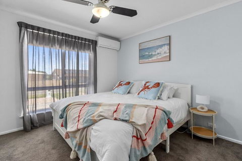 Percys Beach House Moonta Bay - Accommodation Port Macquarie 3