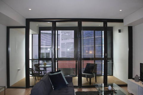 Perfect Large One Bedroom Plus Study - ALB09518 - Accommodation Port Macquarie 1